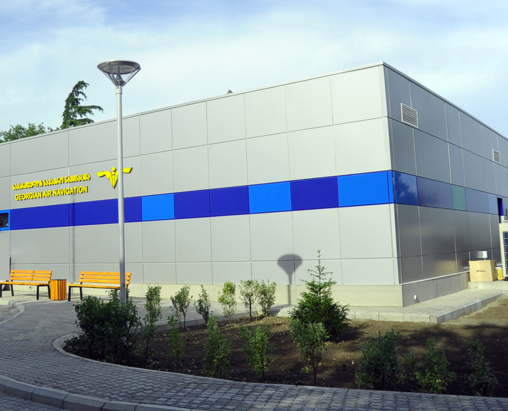 თბილისში, შოთა რუსთაველის სახელობის საერთაშორისო აეროპორტის სარეჟიმო ტერიტორიაზე  კოშკურის საწაფის  კეთილმოწყობის სამშენებლო სამუშაოები