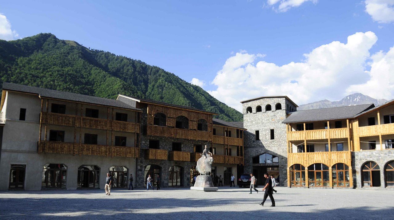 მესტიის ცენტრის რეაბილიტაცია