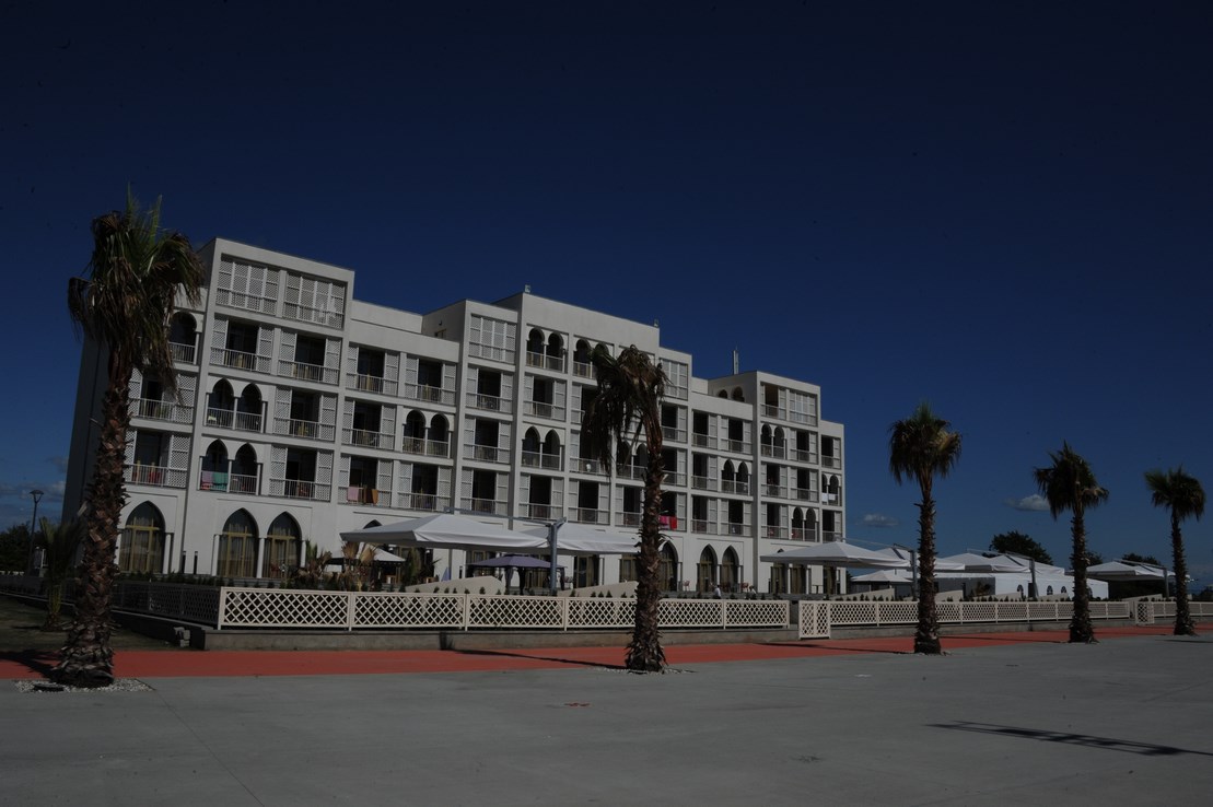 ზუგდიდის მუნიციპალიტეტის ანაკლიაში 5 სართულიანი სასტუმროს მშენებლობა